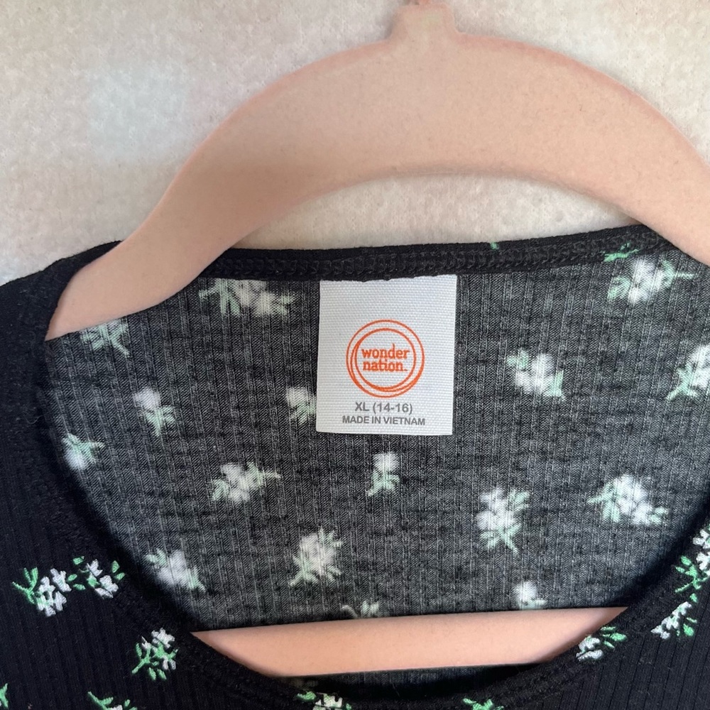 Kids Flowered black top
